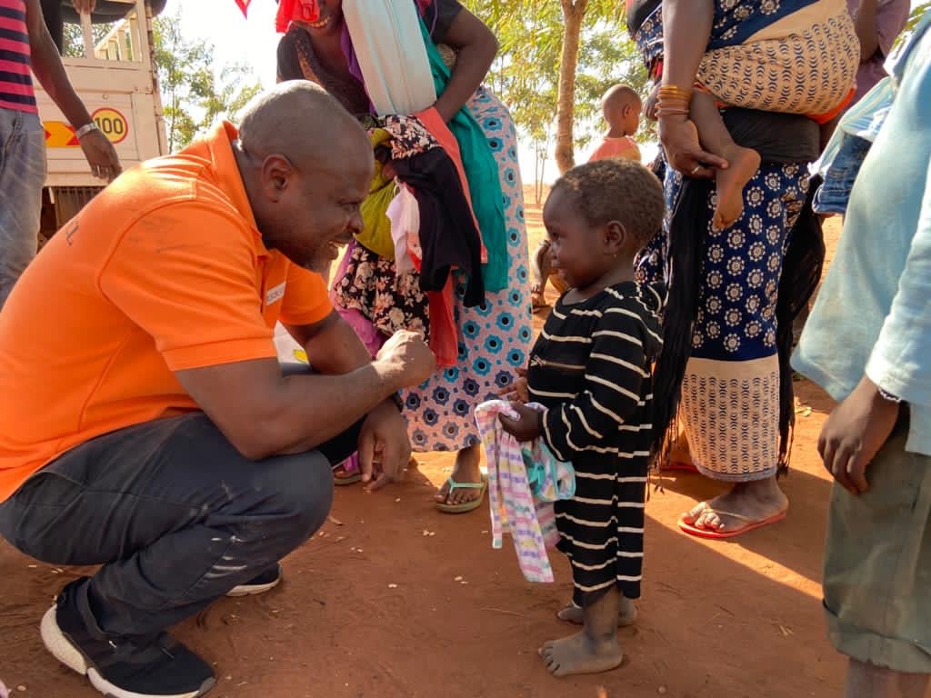 Life Child Gives back_4