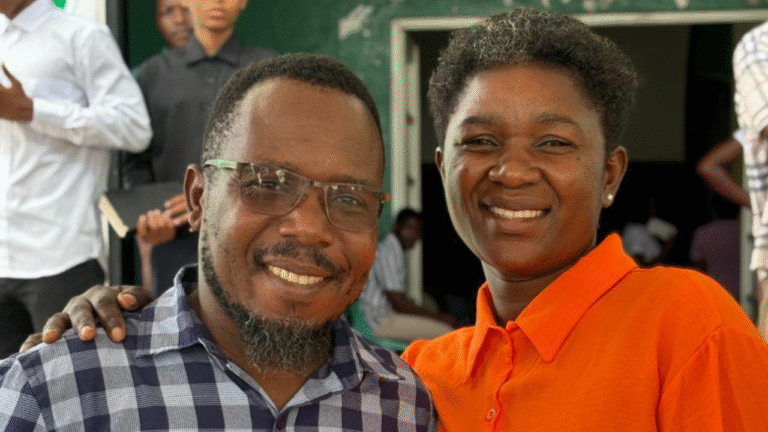 Rui and Dércia Paqueliua